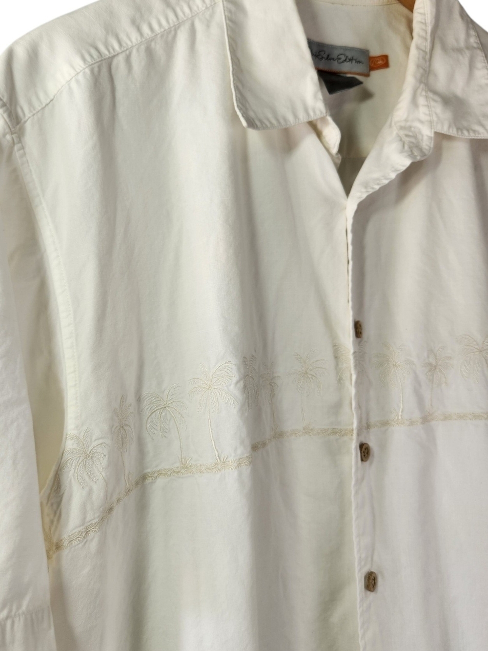 Quiksilver Edition White Resort Shirt Men's Large Palm Tree Embroidered Aloha - Picture 3 of 13